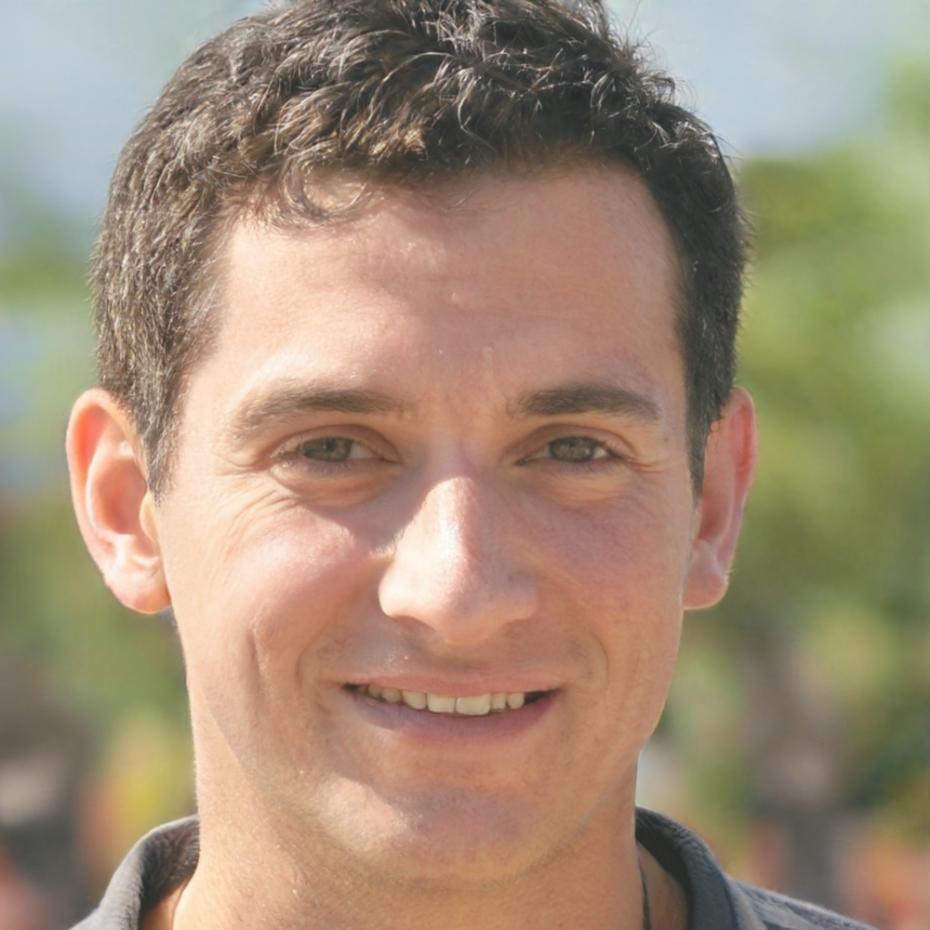 Professional headshot of Callum Reeves